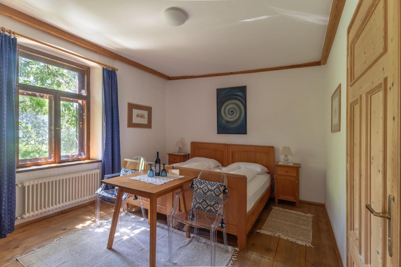 Doppelzimmer mit Gartenblick